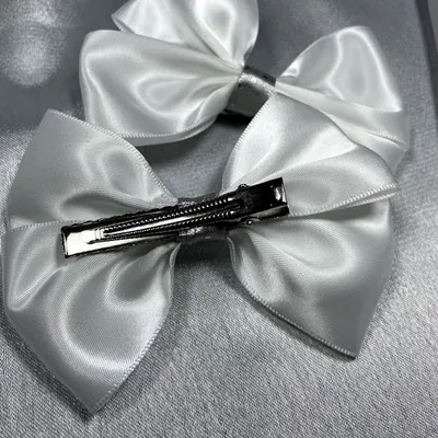 barrette blanche dos 