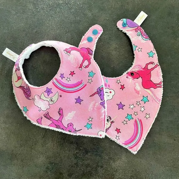 Bavoir licorne rose kalavy