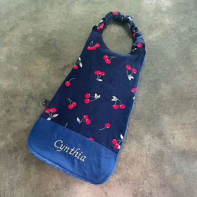 bavoir maternelle cerises kalavy