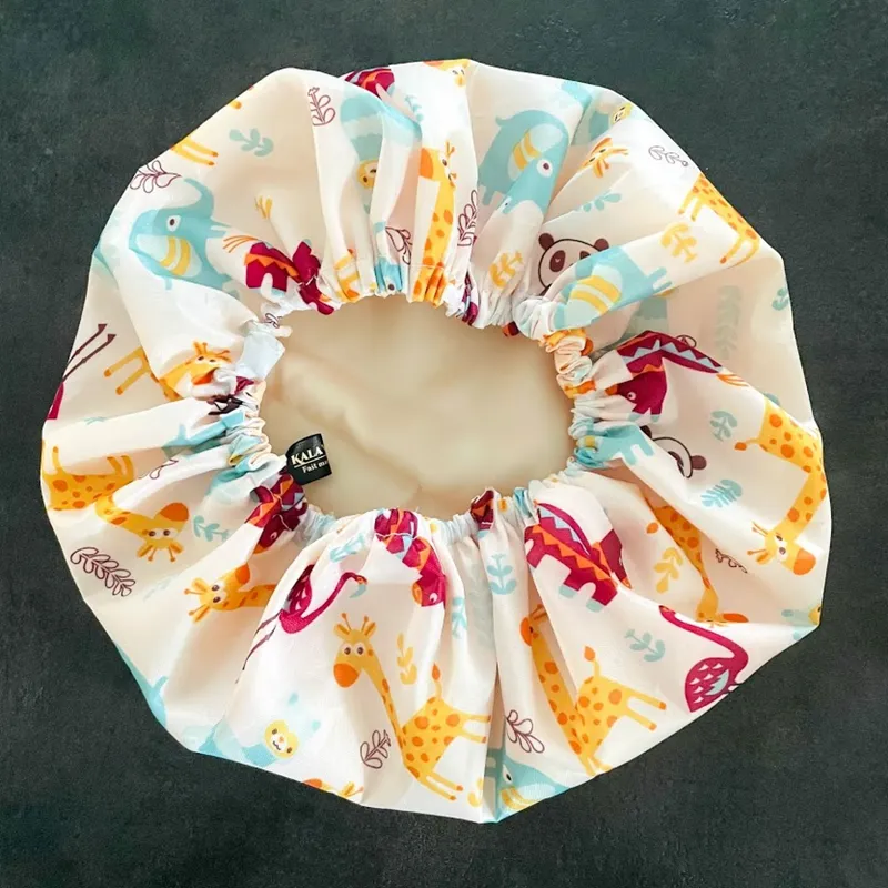 BONNET DE DOUCHE ENFANT MOTIF GIRAFE