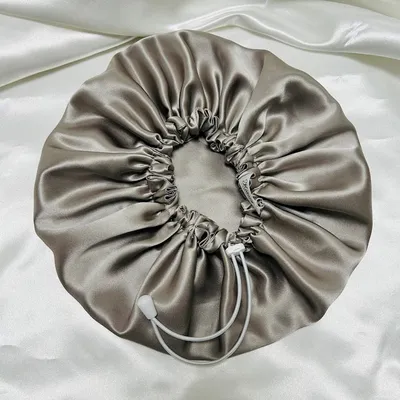 Bonnet de nuit en soie