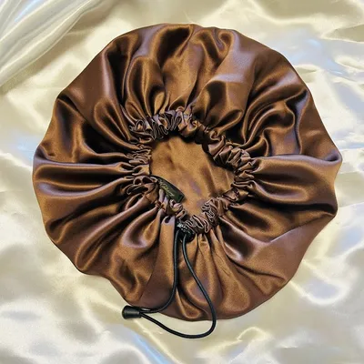 bonnet de nuit en soie chocolat