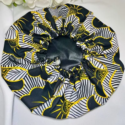 bonnet de nuit fleurs de mariage noir
