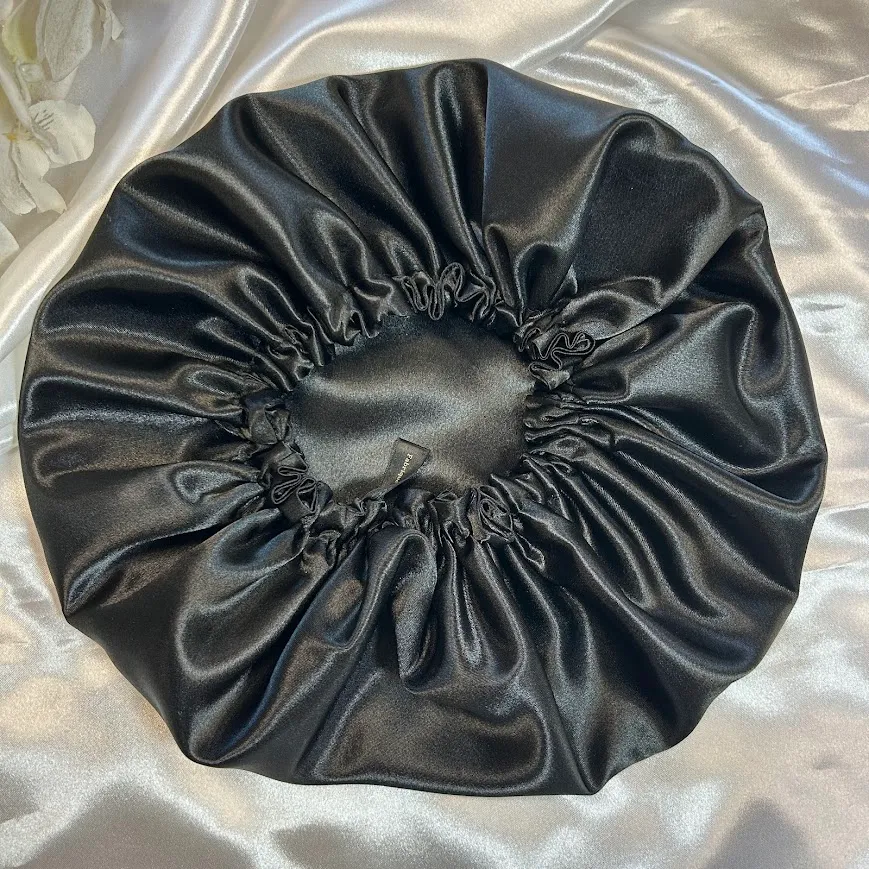 bonnet de nuit noir