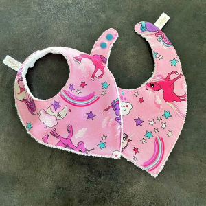 Bavoir licorne rose kalavy