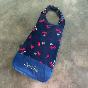 bavoir maternelle cerises kalavy