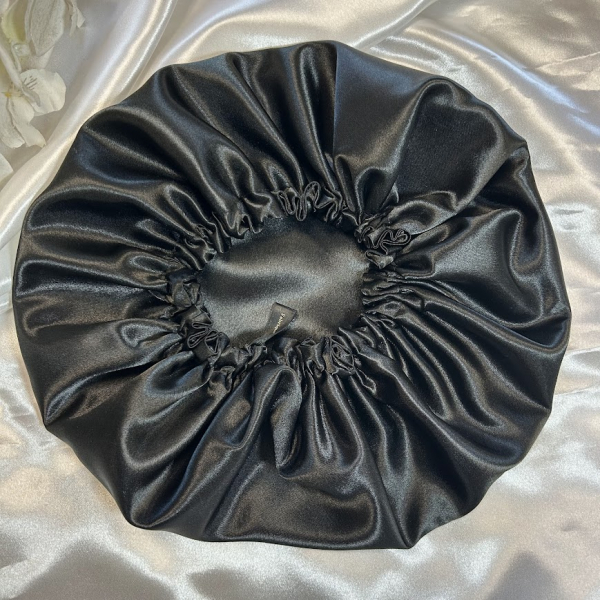 bonnet de nuit noir 