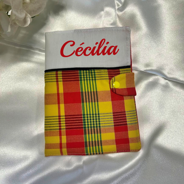 Protège carnet de santé en tissu madras 