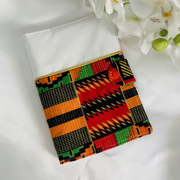 protège carnet de santé en tissu wax kente